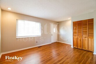 1294 Anthony Ln in Mason, OH - Building Photo - Building Photo