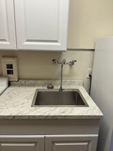 1075 W State St, Unit 8 in El Centro, CA - Foto de edificio - Building Photo