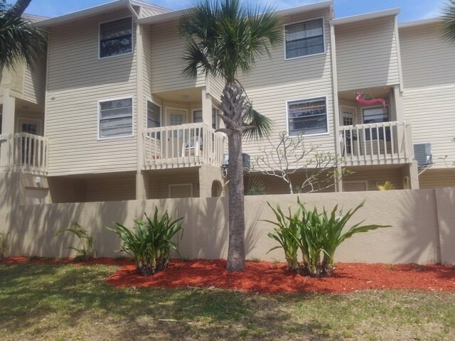 812 E Gulf Blvd in Indian Rocks Beach, FL - Building Photo - Building Photo