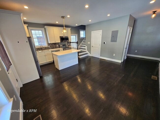 136 Quincy St in Boston, MA - Building Photo - Building Photo