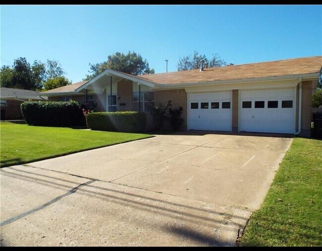 3613 Vickie Dr in Del City, OK - Building Photo - Building Photo
