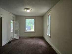 615 W Foster Pkwy in Fort Wayne, IN - Building Photo - Building Photo