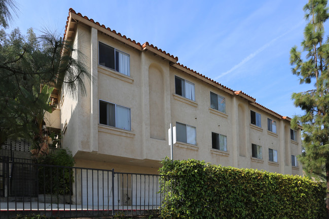 5530 Jackson Dr in La Mesa, CA - Foto de edificio - Building Photo