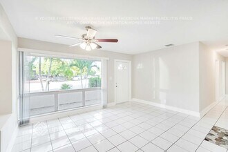 2440 SW 5th Pl in Fort Lauderdale, FL - Foto de edificio - Building Photo