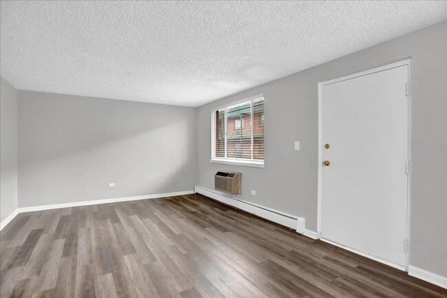 property at 1390 N Moline St