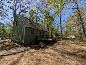 2301 Wade Hampton Rd in Hillsborough, NC - Building Photo - Building Photo