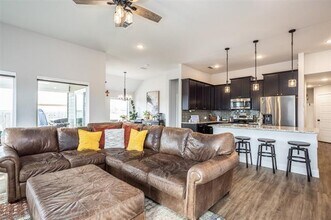 104 Bailey Ranch Dr in Gainesville, TX - Building Photo - Building Photo
