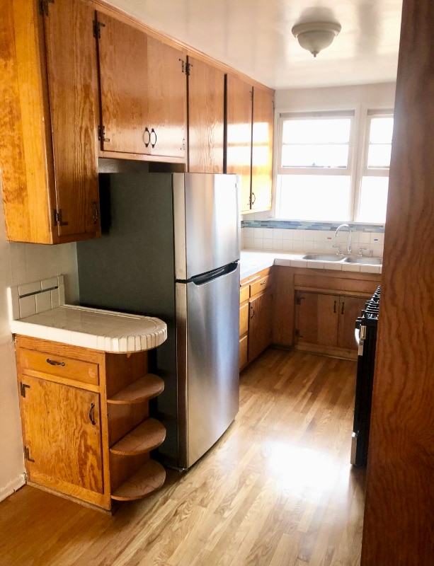 1466 S Sherbourne Dr in Los Angeles, CA - Building Photo - Building Photo