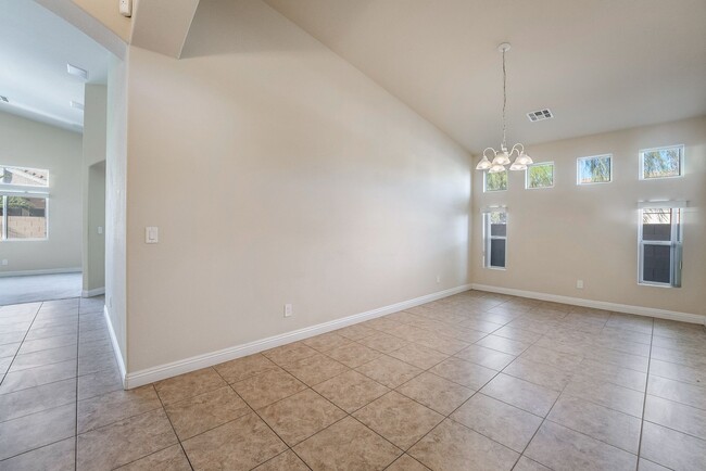 2115 Zicker Ave in Las Vegas, NV - Building Photo - Building Photo