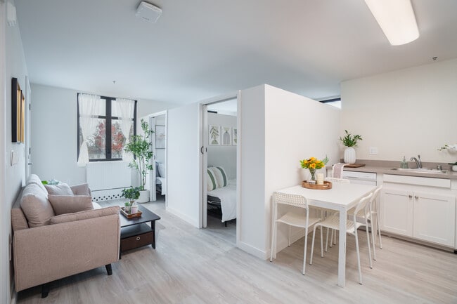 Helios in Berkeley, CA - Building Photo - Interior Photo