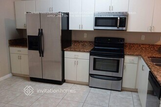 15277 SW 89th Terrace in Miami, FL - Building Photo - Building Photo