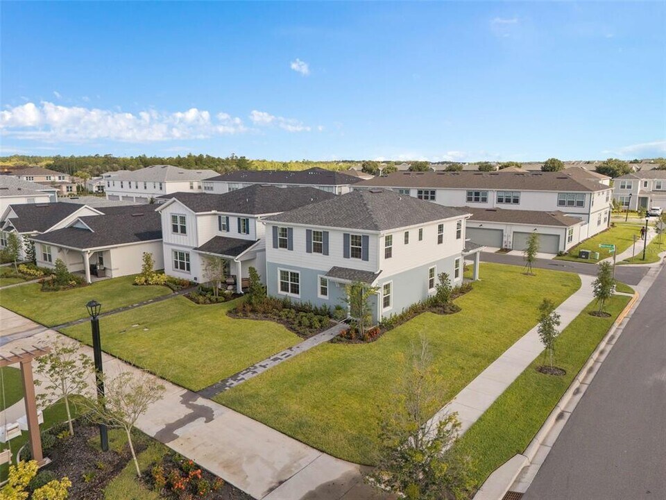 10876 Waterwood Aly in Orlando, FL - Building Photo