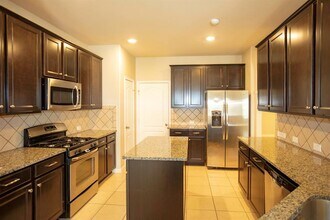 7010 Stevenson Dr in Missouri City, TX - Building Photo - Building Photo