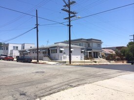 786-794 W 5th St in San Pedro, CA - Building Photo