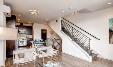 6705 Mary Ave NW in Seattle, WA - Building Photo - Building Photo