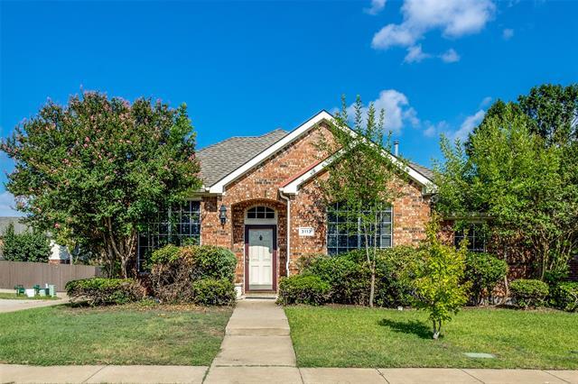 property at 3113 Longleaf Dr