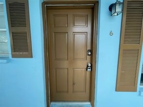 4951 Wedgewood Way in West Palm Beach, FL - Foto de edificio - Building Photo