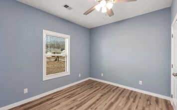 177 Charles Latham Dr in Jackson, TN - Building Photo - Building Photo