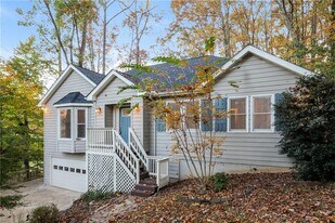 2010 Golden Ridge Cir in Cumming, GA - Building Photo