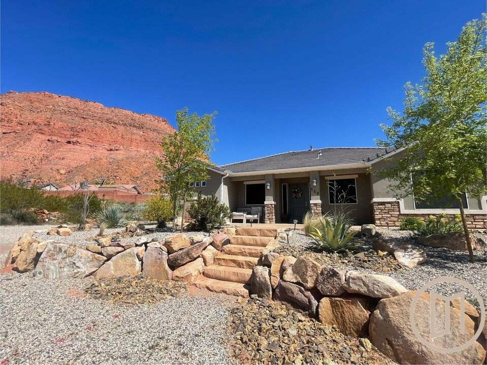 568 N 325 W in Ivins, UT - Building Photo