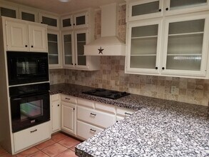 1400 Pebble Ct in Odessa, TX - Building Photo - Building Photo