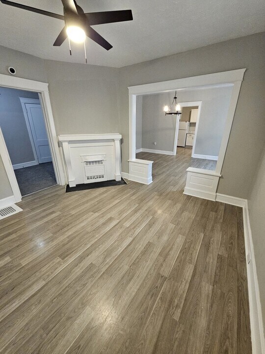 2032 W 98th St in Cleveland, OH - Building Photo