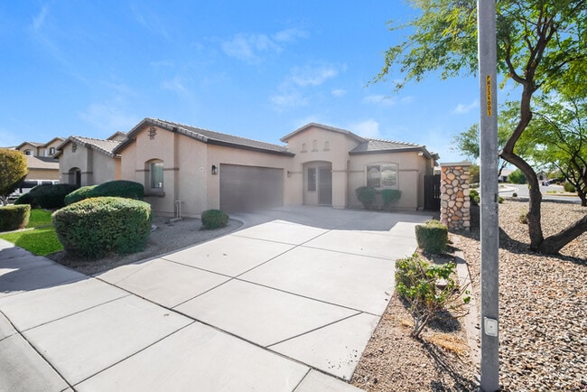 5033 W Harwell Rd in Phoenix, AZ - Building Photo - Building Photo
