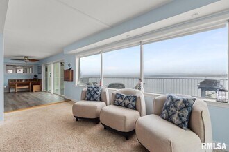 15326 N River Beach Dr in Chillicothe, IL - Building Photo - Building Photo