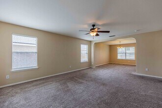 9034 Barkwood in Universal City, TX - Building Photo - Building Photo