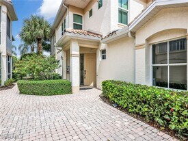 9071 Las Maderas Dr in Bonita Springs, FL - Building Photo