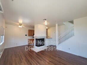 68 Manchester Dr in Fairfield, CA - Building Photo - Building Photo