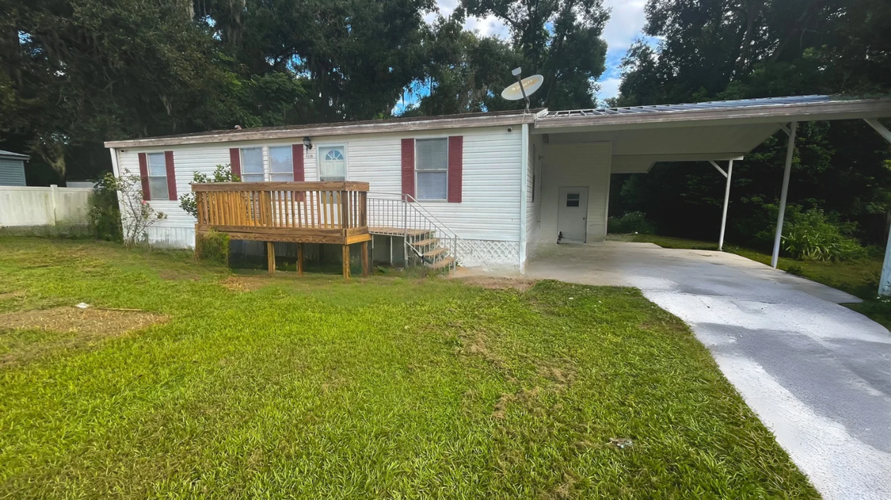 5139 Rollinglen Loop E in Lakeland, FL - Foto de edificio