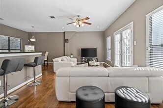 4413 Koehler St in Houston, TX - Building Photo - Building Photo