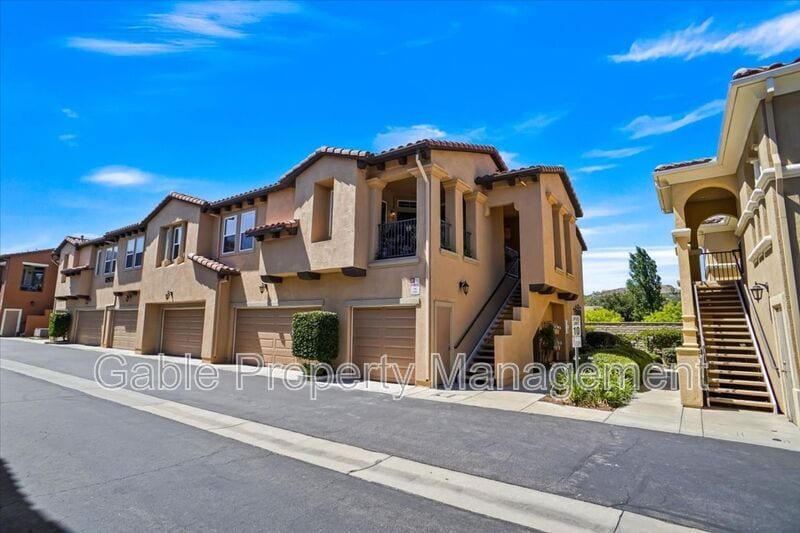 17977 Lost Canyon Rd in Santa Clarita, CA - Building Photo