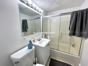 218 Hemenway St, Unit 1 in Boston, MA - Building Photo - Building Photo