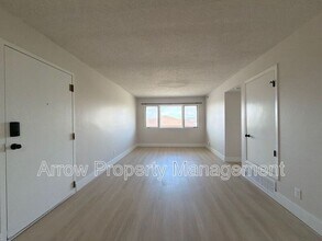 539 N 24th St in Lincoln, NE - Foto de edificio - Building Photo