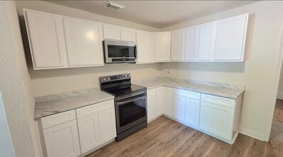 4209 Frazier Ave in Fort Worth, TX - Building Photo - Building Photo