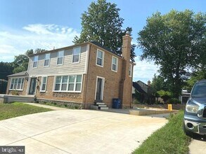 8003 Postoak Rd in Potomac, MD - Building Photo - Building Photo