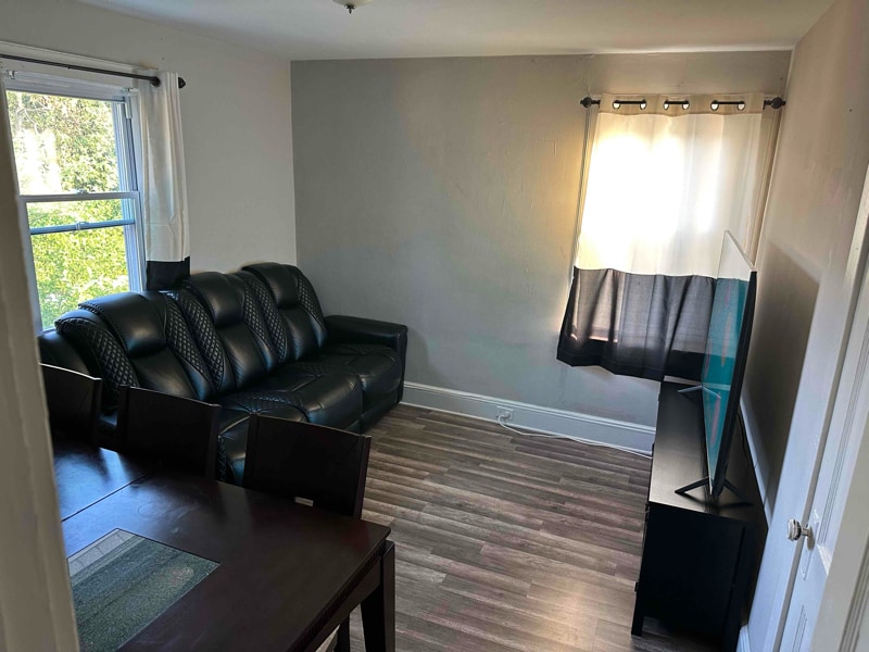 214 Chamberlain Ave in Paterson, NJ - Building Photo