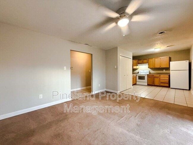 2736 George Owen Rd in Fayetteville, NC - Building Photo - Building Photo