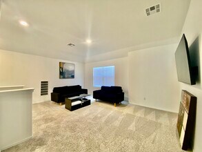 208 Golden Grove Pkwy in San Marcos, TX - Building Photo - Building Photo