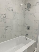 314 N Latrobe Ave in Chicago, IL - Building Photo - Building Photo