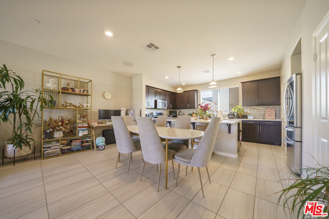 14432 Kabana Ln in Gardena, CA - Foto de edificio