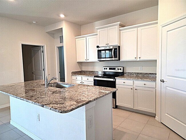 3908 Mossy Limb Ct in Palmetto, FL - Building Photo - Building Photo