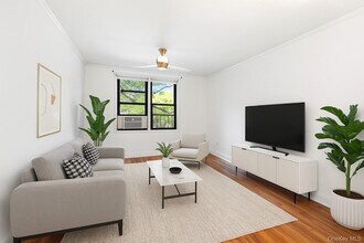 102-32 65th Ave in Queens, NY - Building Photo - Building Photo