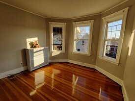 14 Rice St, Unit 3 in Brookline, MA - Building Photo