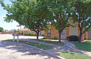 2301 76th St in Lubbock, TX - Building Photo