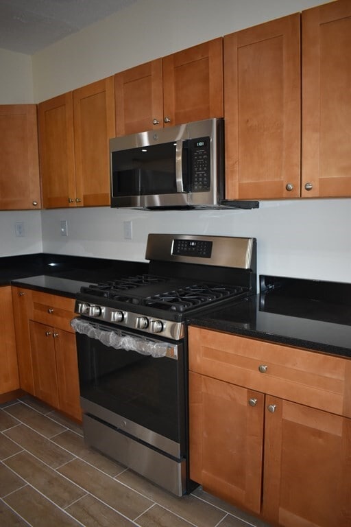 16 Glenville Ave, Unit 2 in Boston, MA - Building Photo - Building Photo