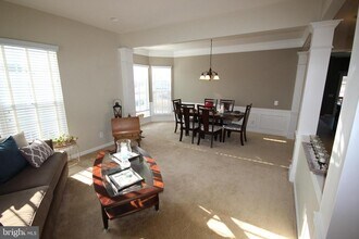 299 N Caldwell Cir in Downingtown, PA - Building Photo - Building Photo