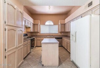 1416 Plaza Fatima Ct in El Paso, TX - Building Photo - Building Photo